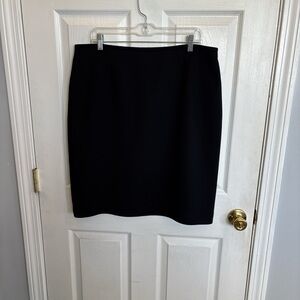 Elegant Black Pencil Skirt